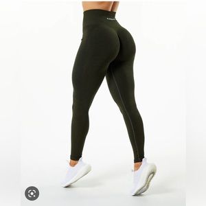 Alphalete amplify leggings- evergreen